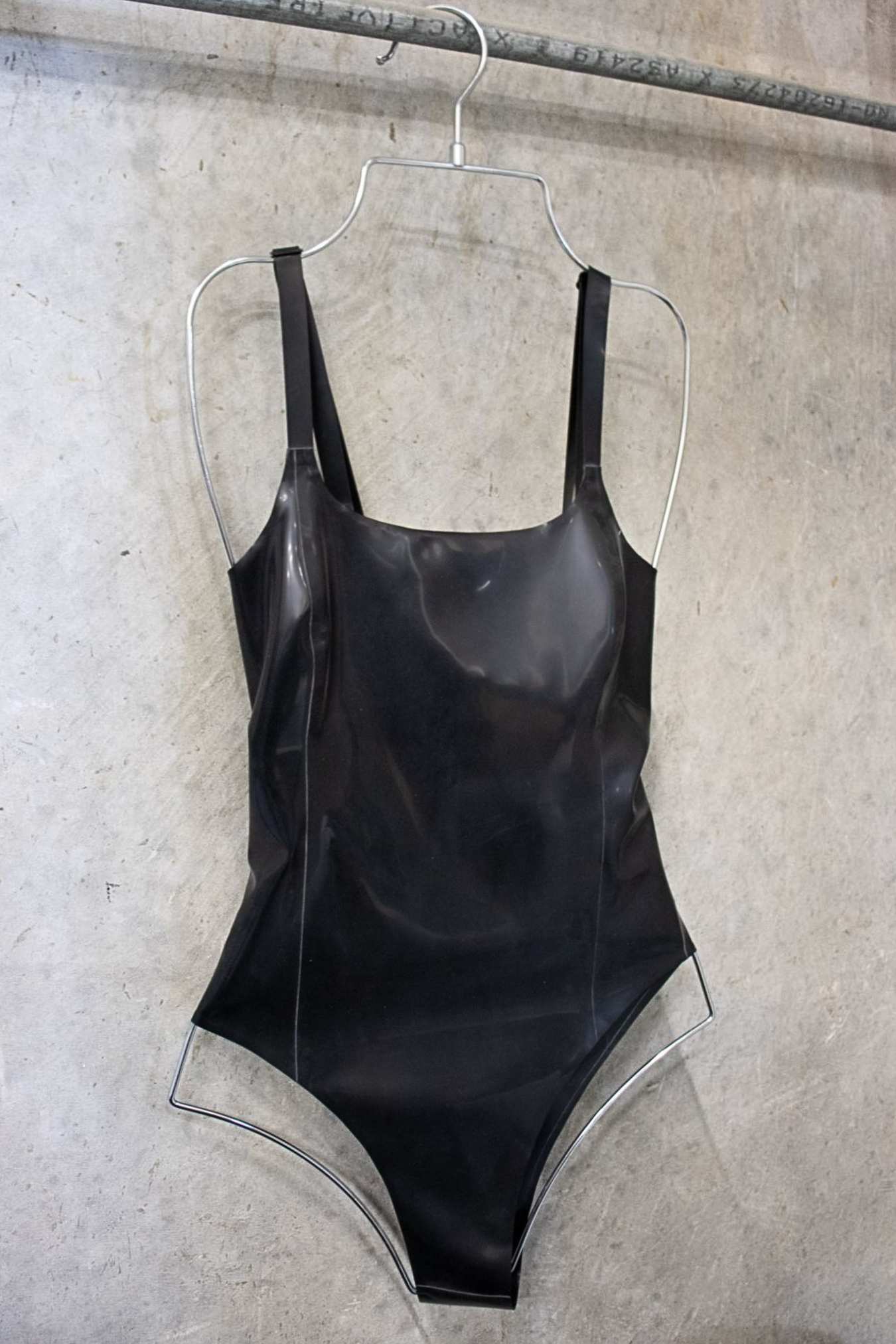Latex G-String Bodysuit Black – Size S | Archive Sample